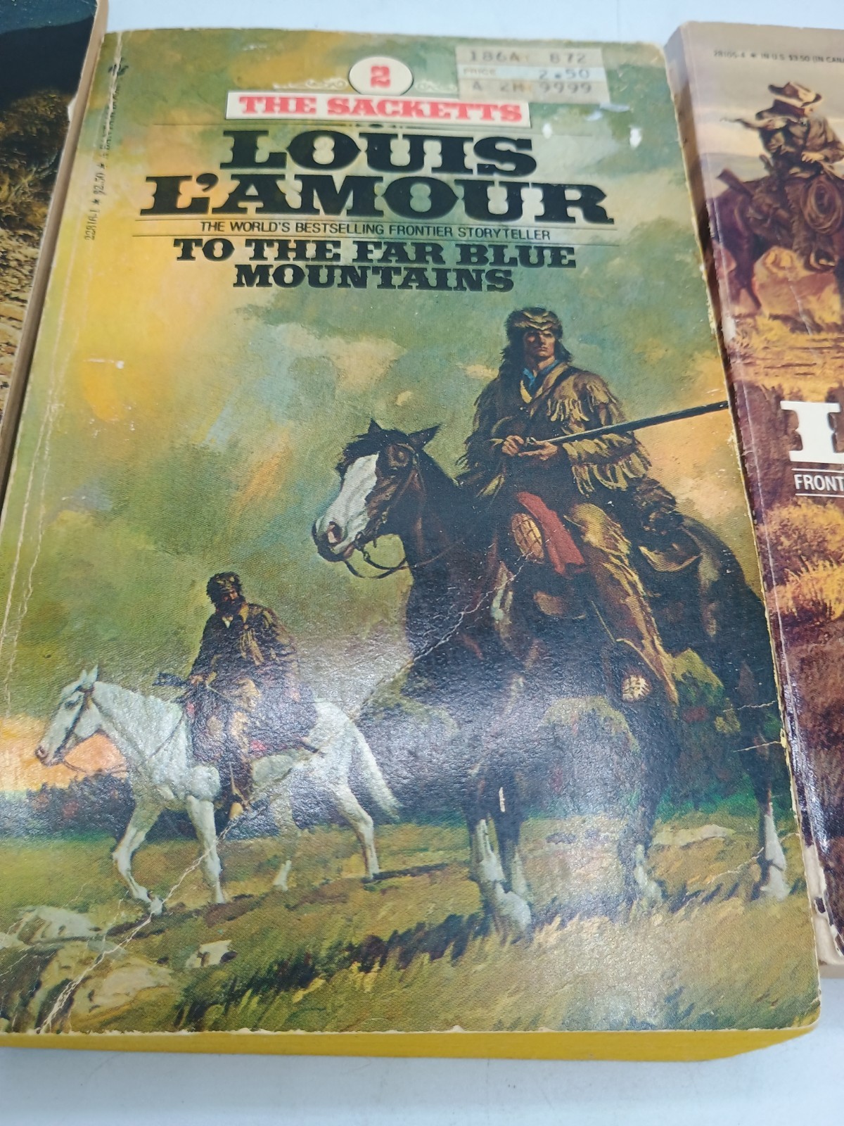 Louis L&rsquo;Amour (3 Western Paperbacks, all different) see Pictures Vintage