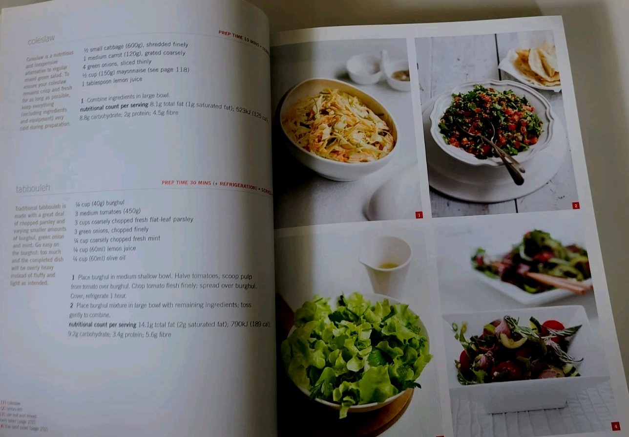 The AWW Cooking School Australian Women&rsquo;s Weekly Learn To Cook 688 Pages 2012