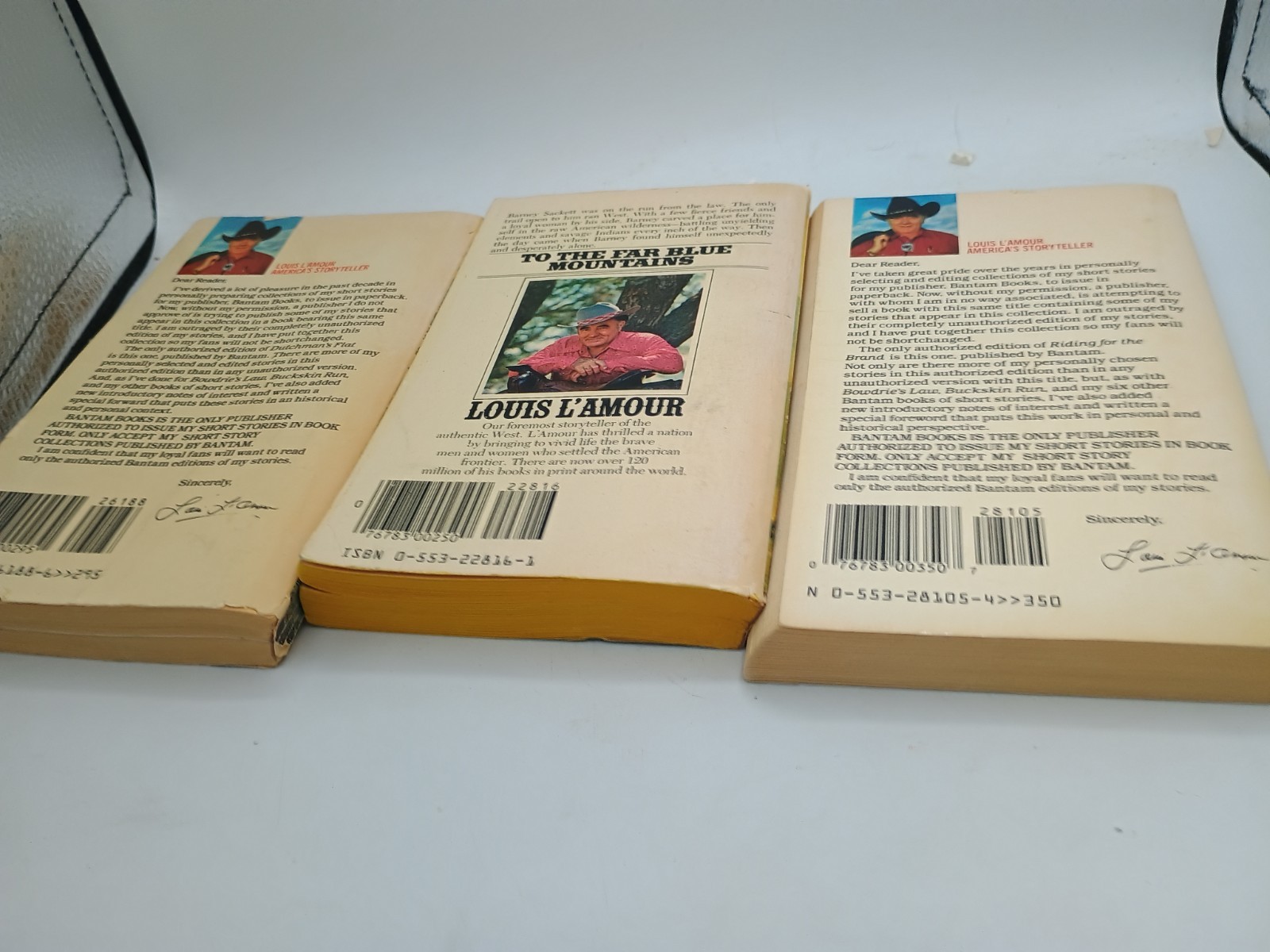 Louis L&rsquo;Amour (3 Western Paperbacks, all different) see Pictures Vintage