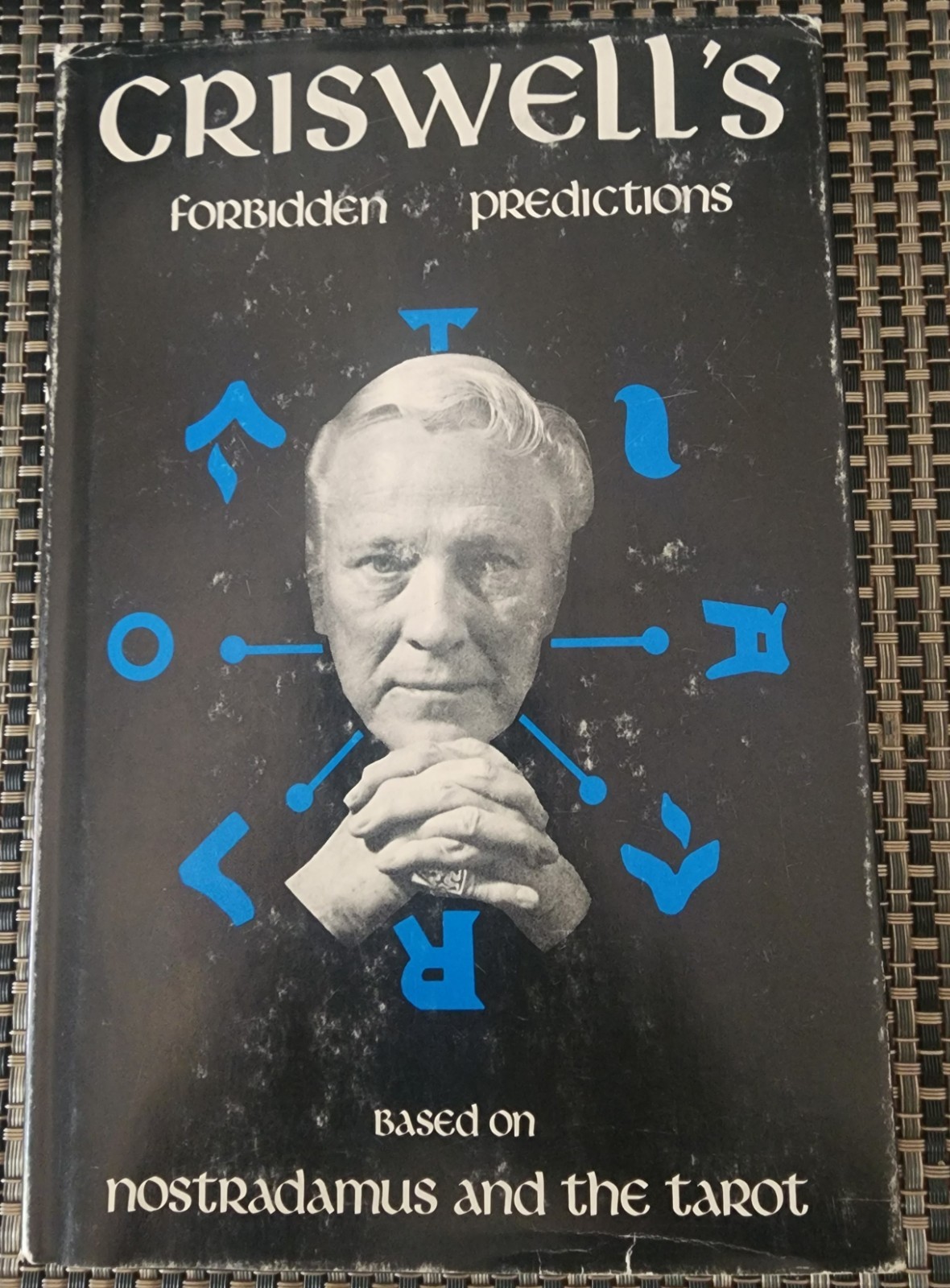 Criswell&rsquo;s Forbidden Predictions Nostradamus Tarot 1972 First Edition DJ