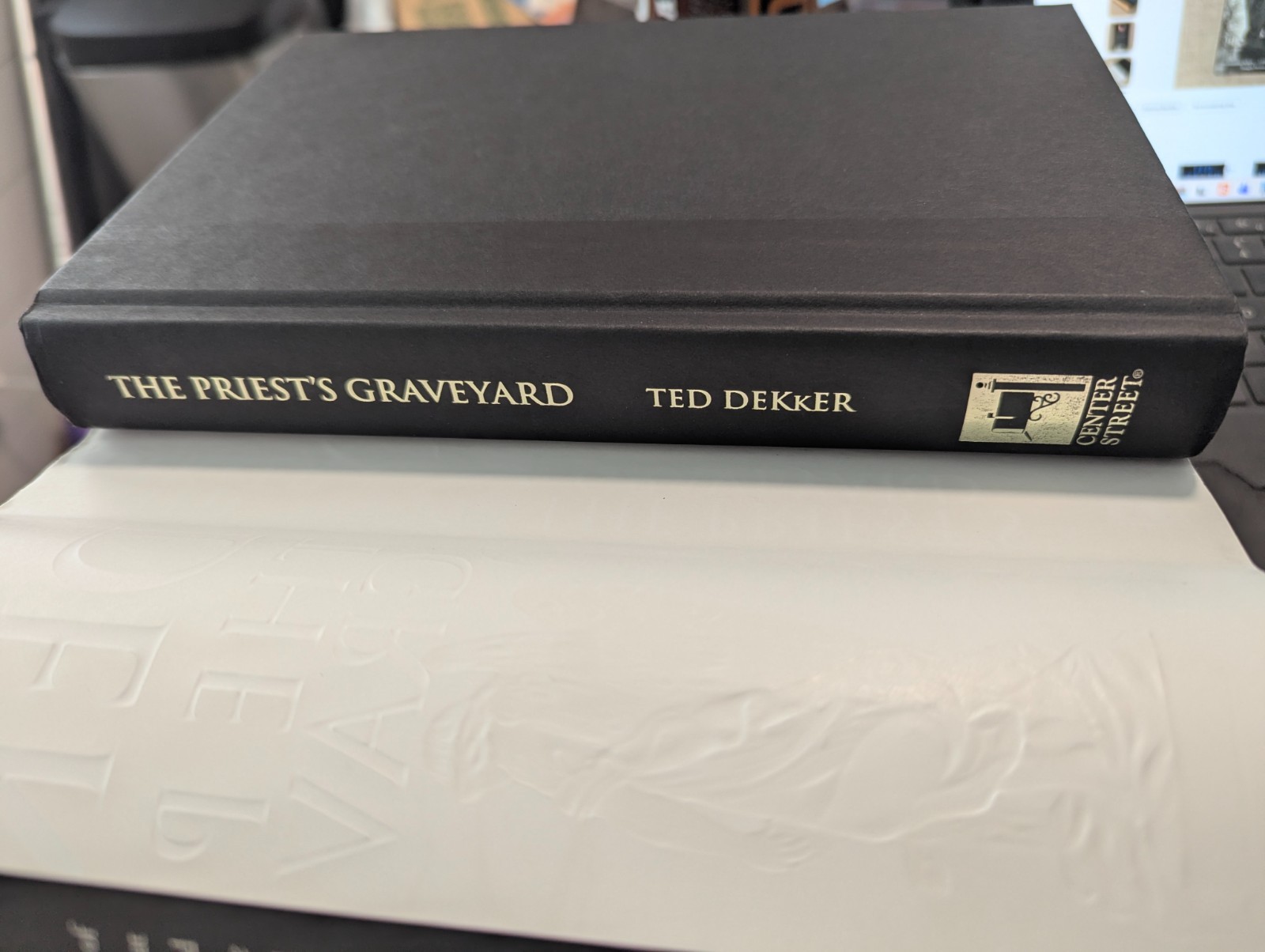 THE PRIEST&rsquo;S GRAVEYARD by Ted Dekker 2011 Hardcover First Edition 1st Printing