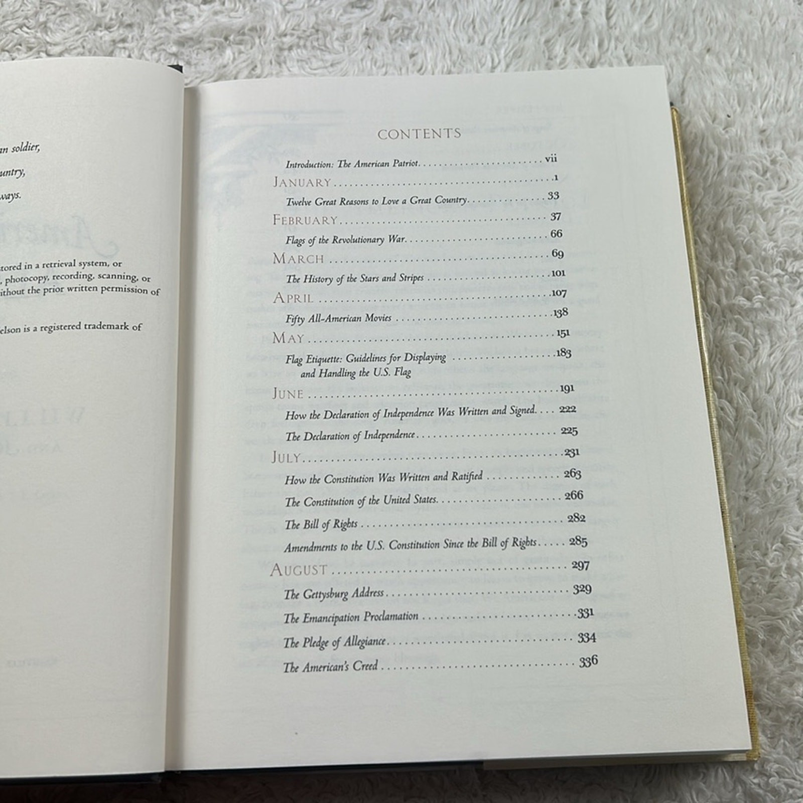 The Great American Scrapbook 1985 and American Patriot&rsquo;s Almanac 2008 HC Good