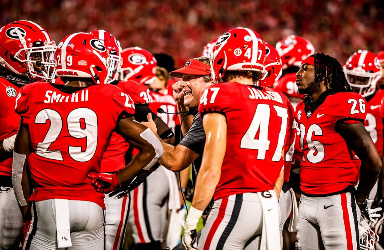 How &lsquo;Bout Them Dawgs! Georgia Football Hardcover Book NEW 2021 Championship