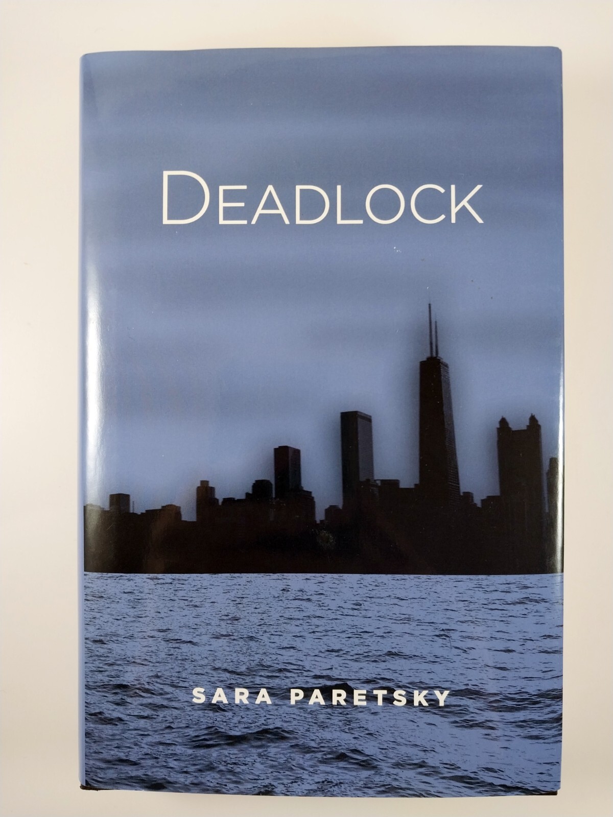 Deadlock by Sara Paretsky (2020, HC) Reader&rsquo;s Digest Ed – V.I. Warshawski Book 2