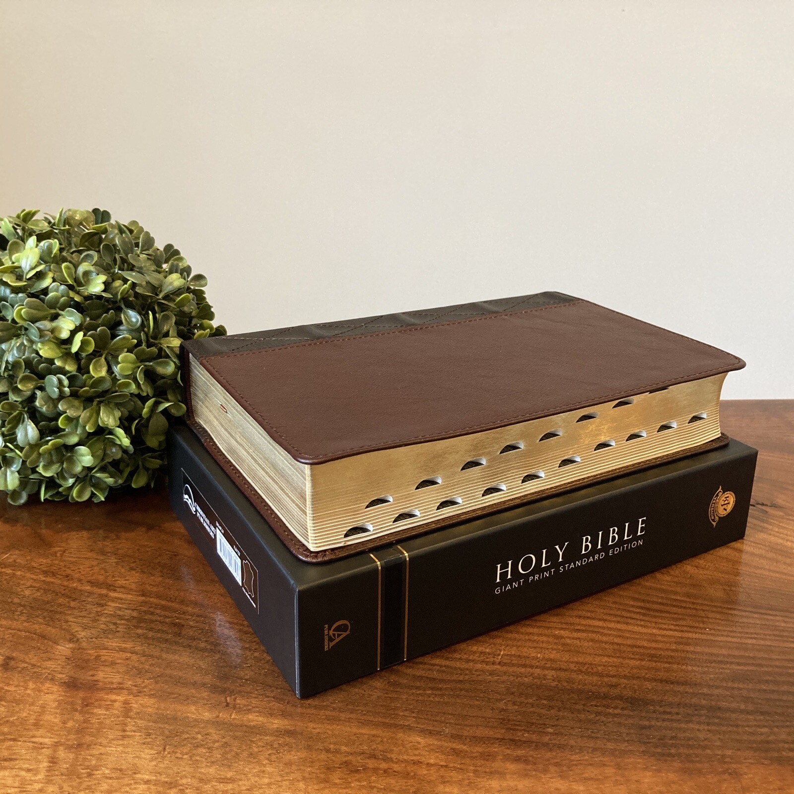 Buffalo-hide Genuine Leather ~ KJV Giant/Large Print Bible Thumb-Index