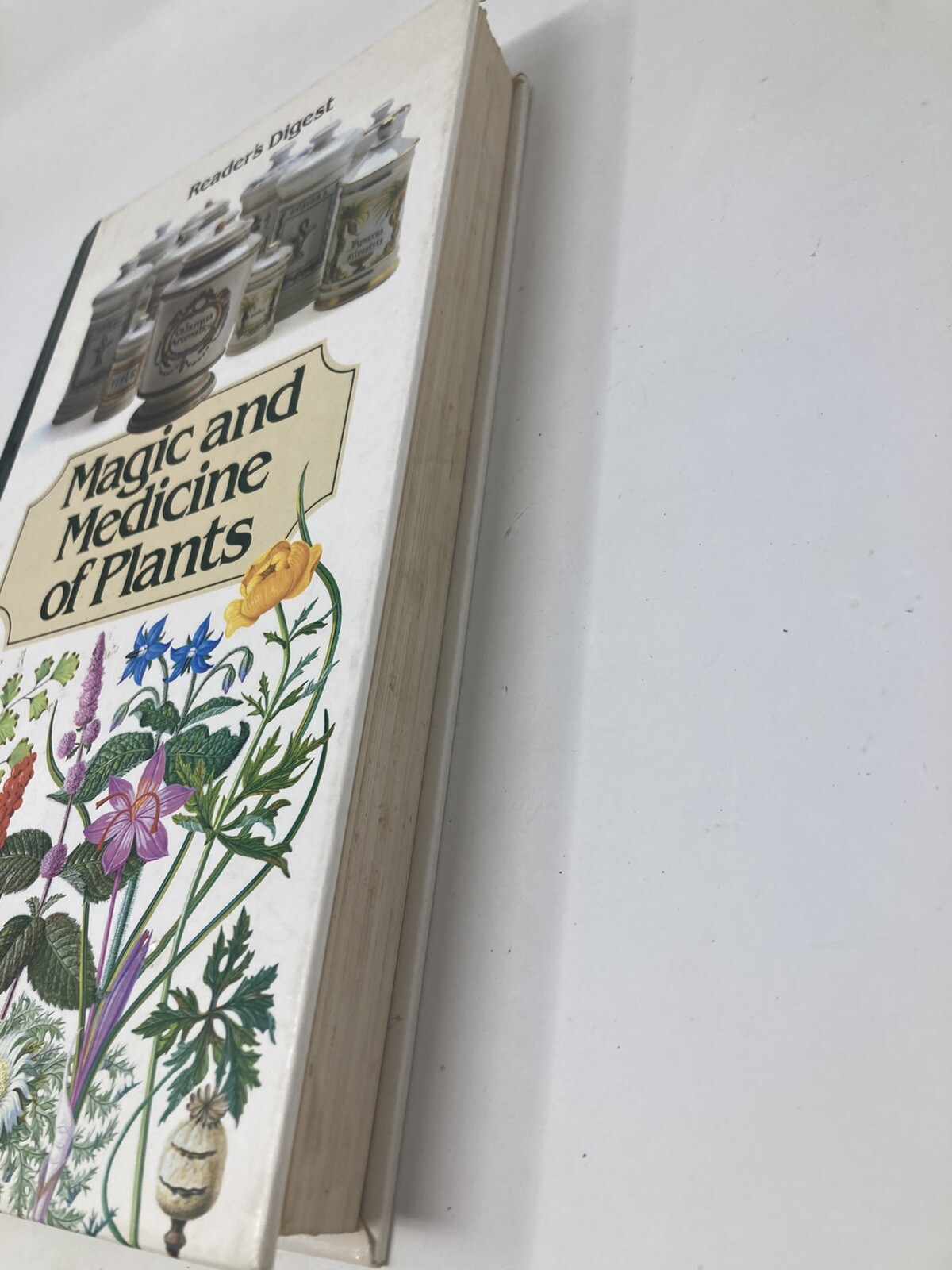 Reader&rsquo;s Digest Magic and Medicine of Plants HB -1988- 464 pages-GOOD