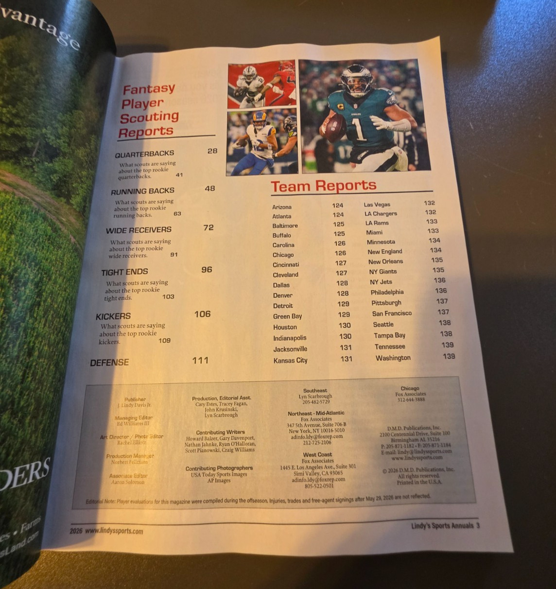 Fantasy Football 2026 by Lindy&rsquo;s Sports -Player Projections-250 Scouting Reports