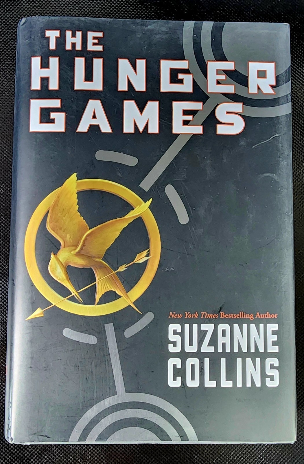 « The Hunger Games » by Suzanne Collins Hardcover Excellent Condition