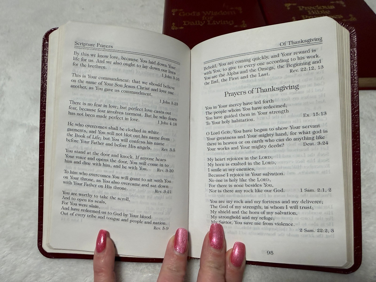 GOD&rsquo;S WISDOM FOR DAILY LIVING 3 BOOK BOX SET BONDED LEATHER GILDED GOLD EDGES