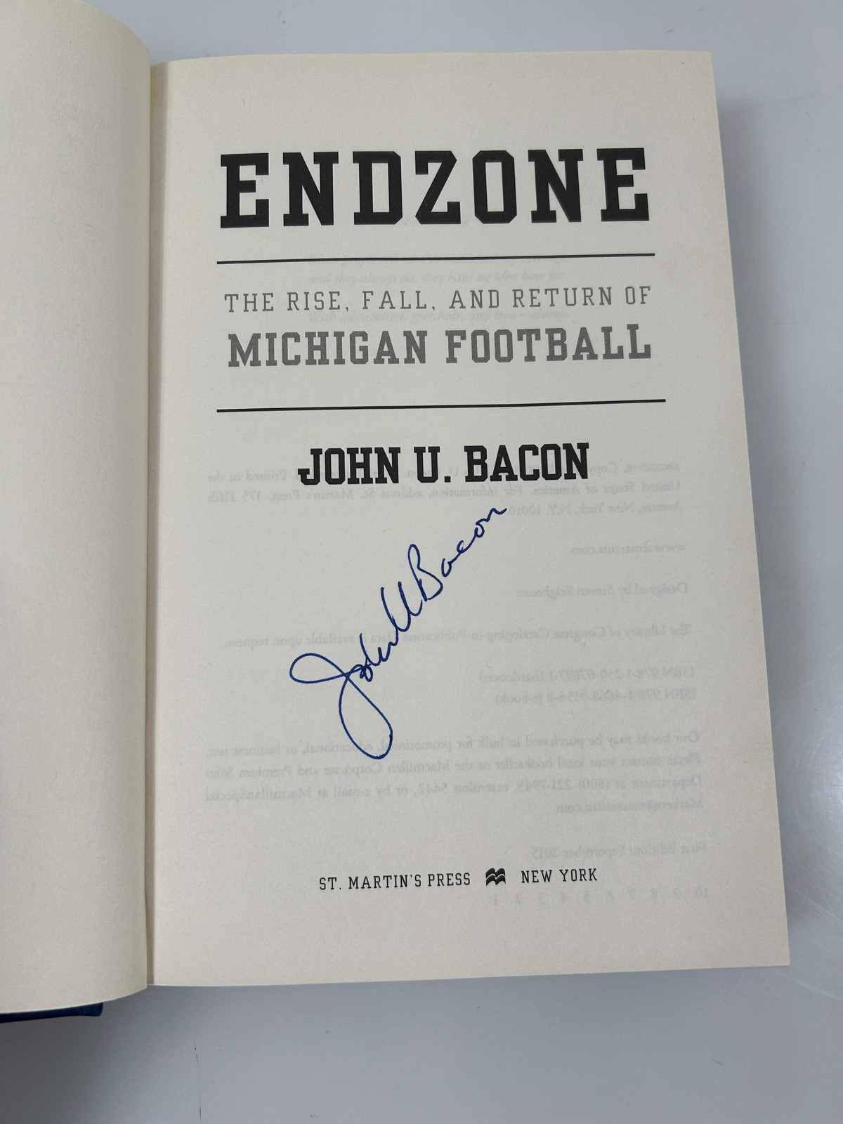 Endzone by John U. Bacon St. Martin&rsquo;s Press*signed* 1st Ed 1995 HCDJ