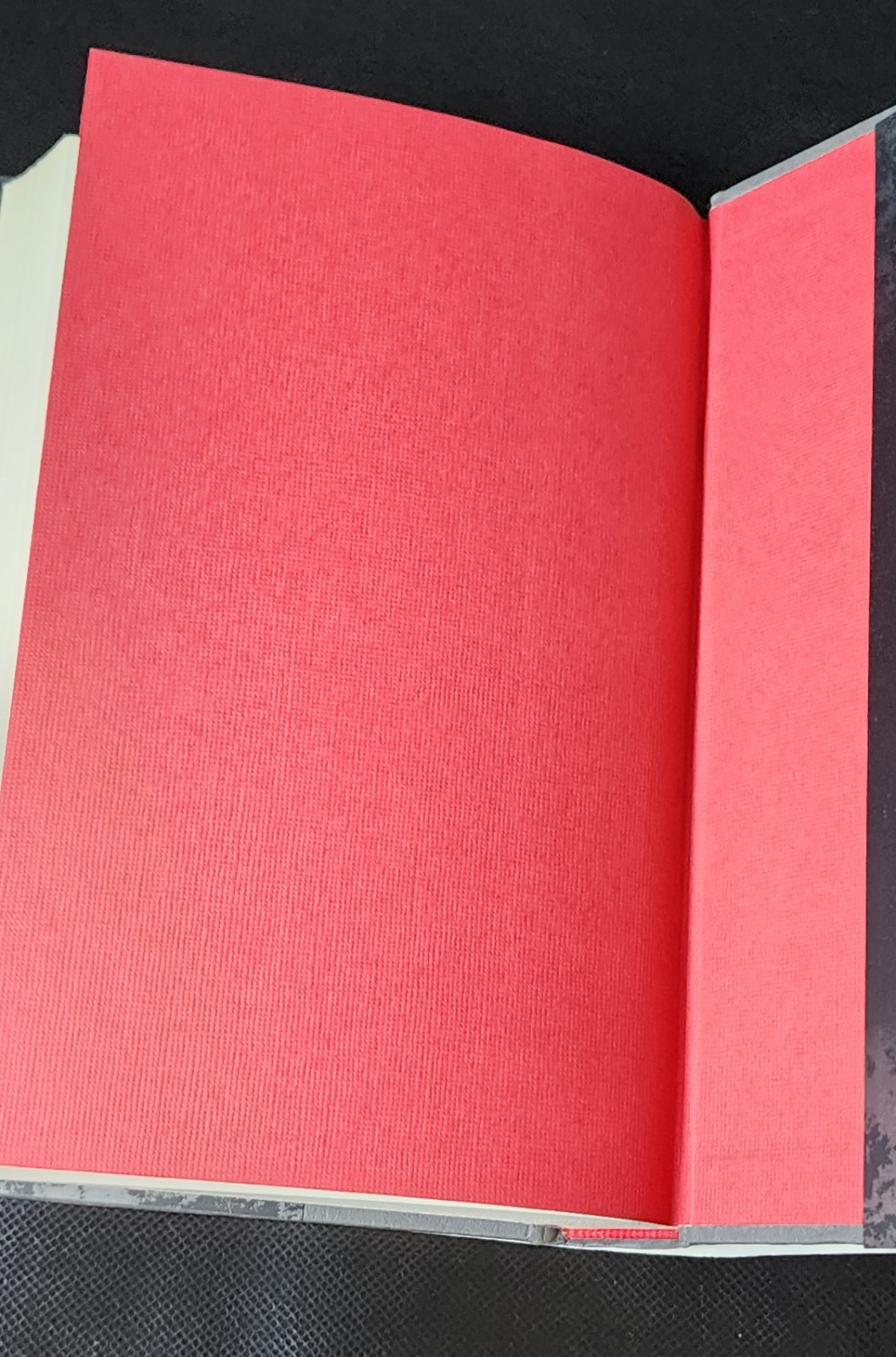« The Hunger Games » by Suzanne Collins Hardcover Excellent Condition