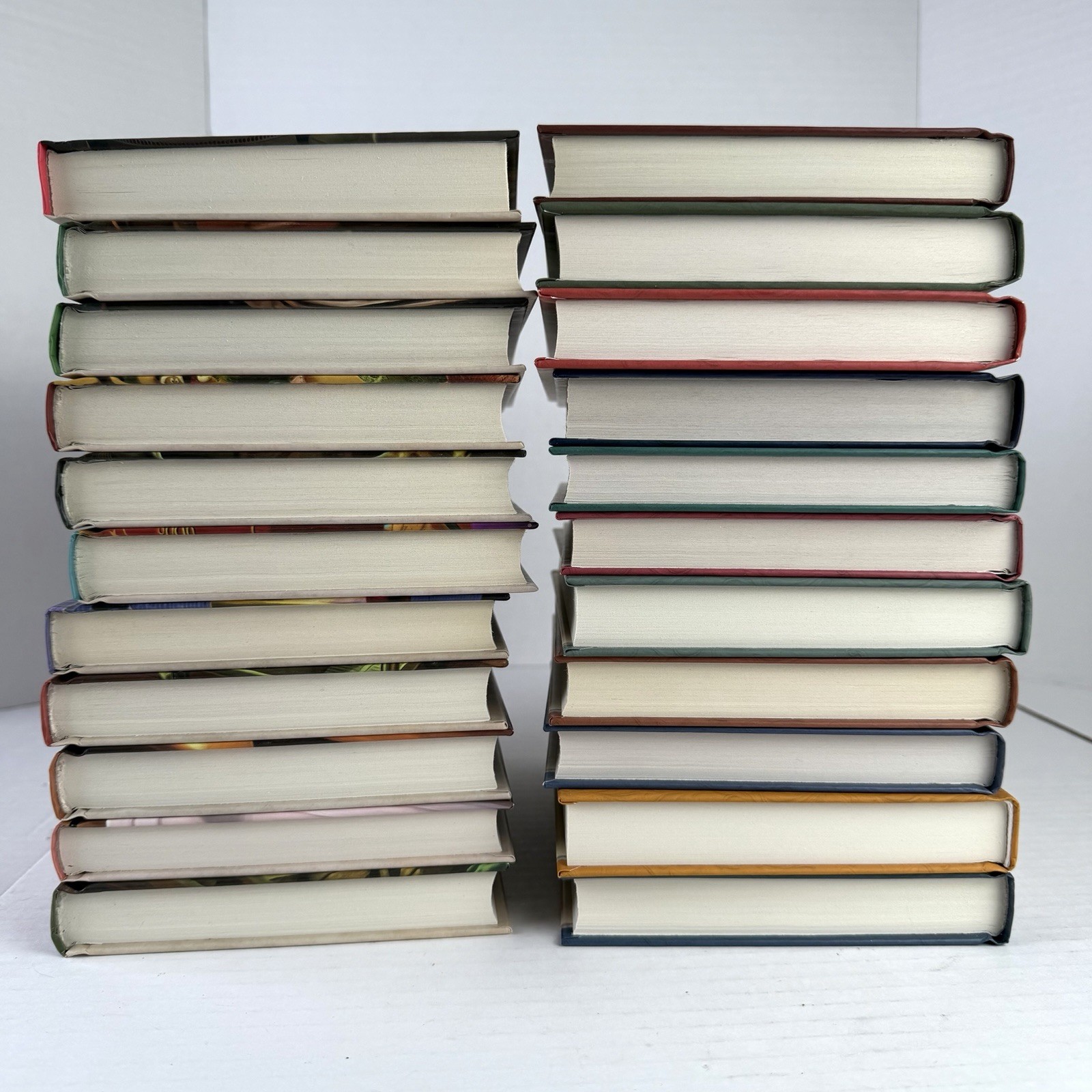 Secrets From Grandma&rsquo;s Attic Lot of 22 Hardcover Books Guideposts
