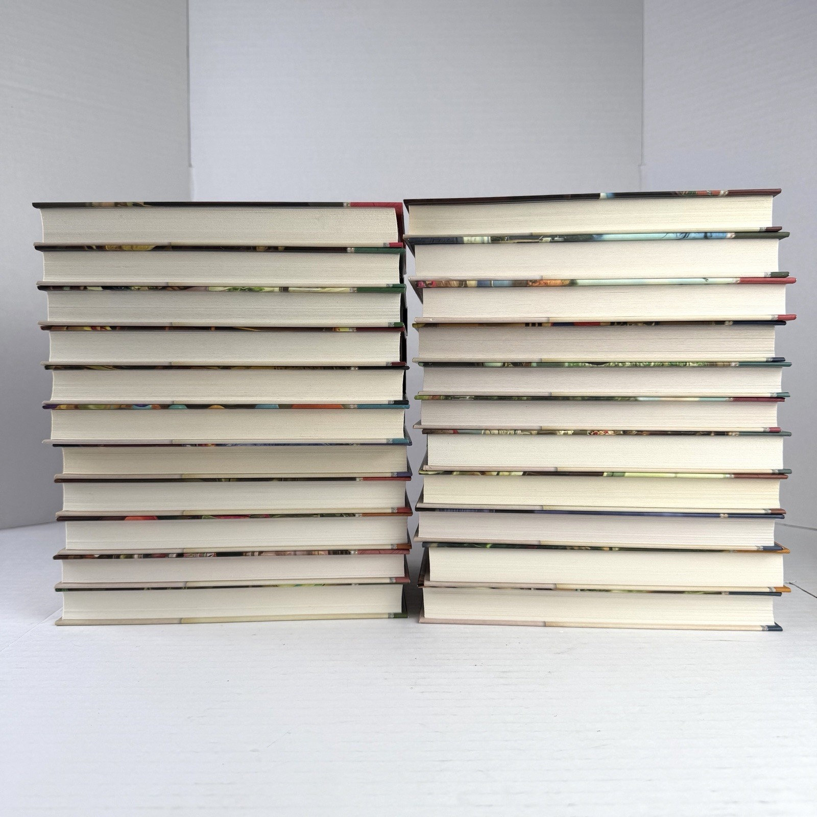 Secrets From Grandma&rsquo;s Attic Lot of 22 Hardcover Books Guideposts
