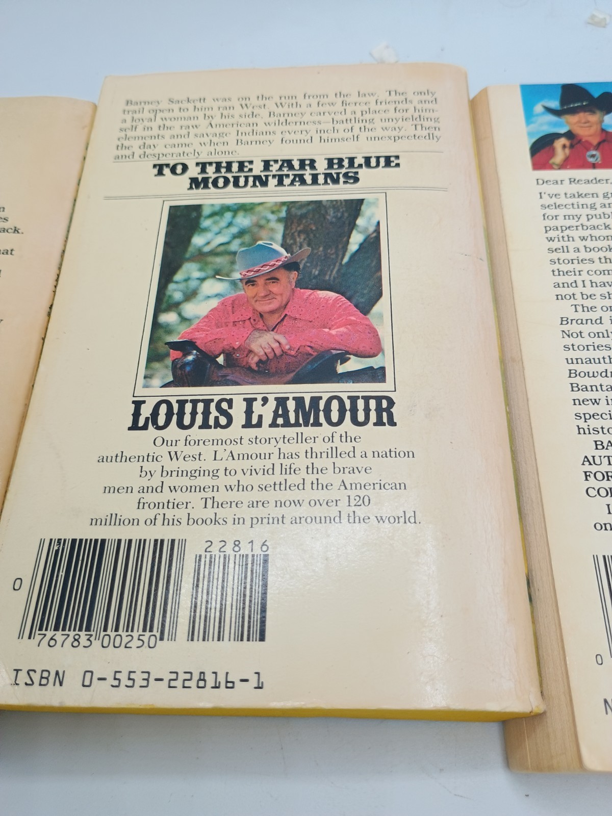 Louis L&rsquo;Amour (3 Western Paperbacks, all different) see Pictures Vintage
