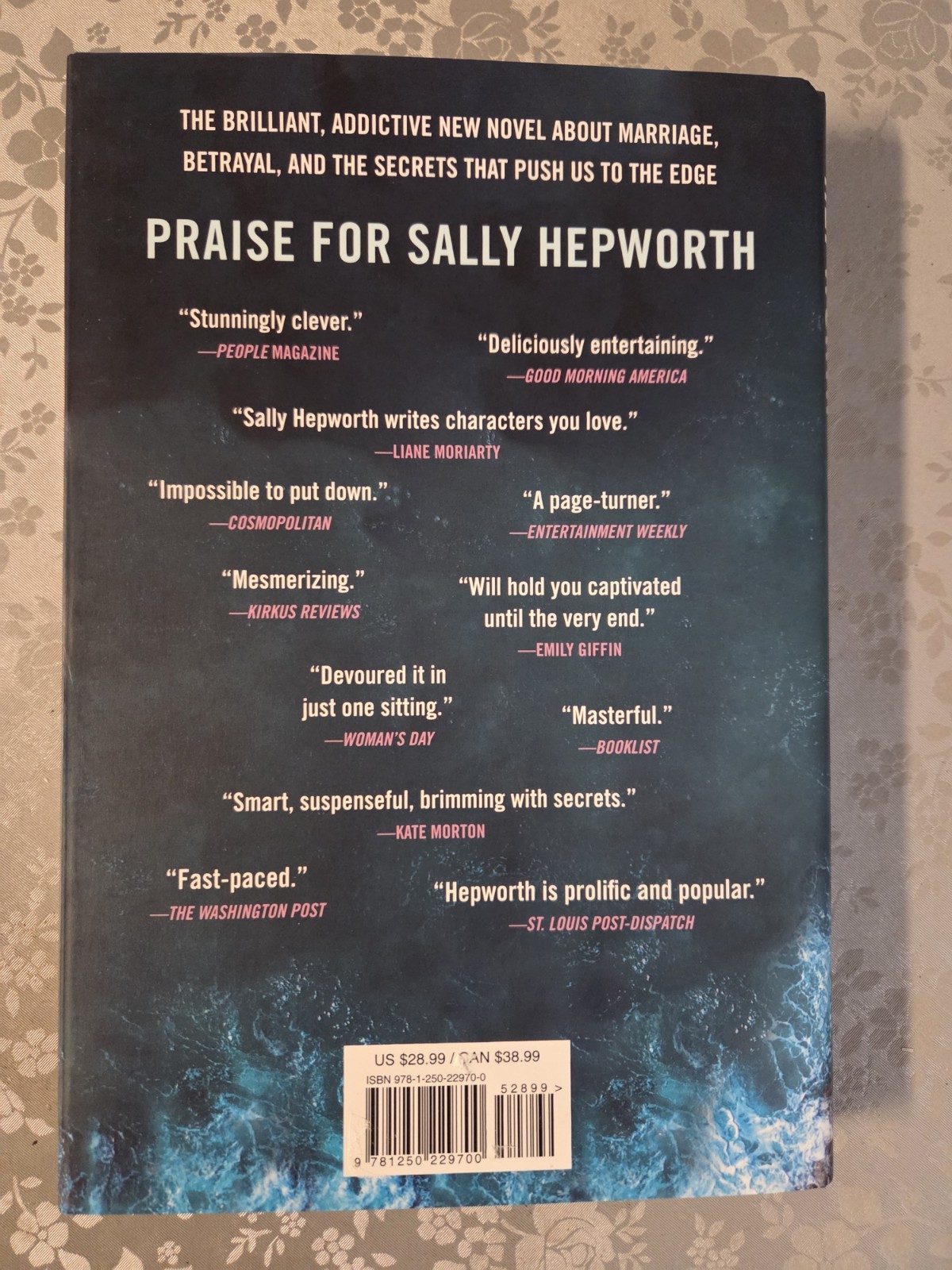 The Soulmate by Sally Hepworth Fiction Hardcover St. Martin&rsquo;s Press 2023